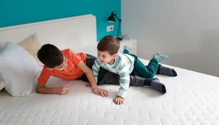 How to Choose a Right Mattress for a Child